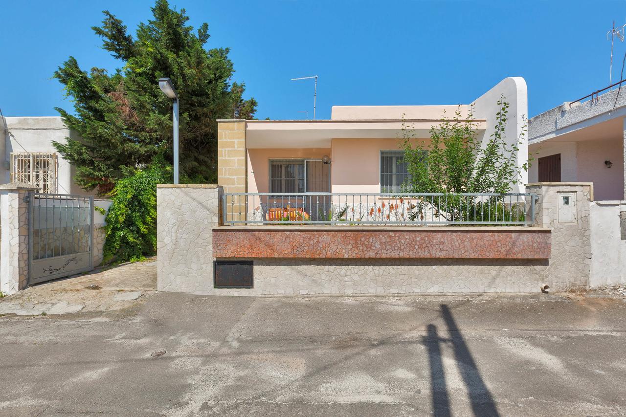 Villetta Colle Azzurro Porto Cesareo Exterior photo
